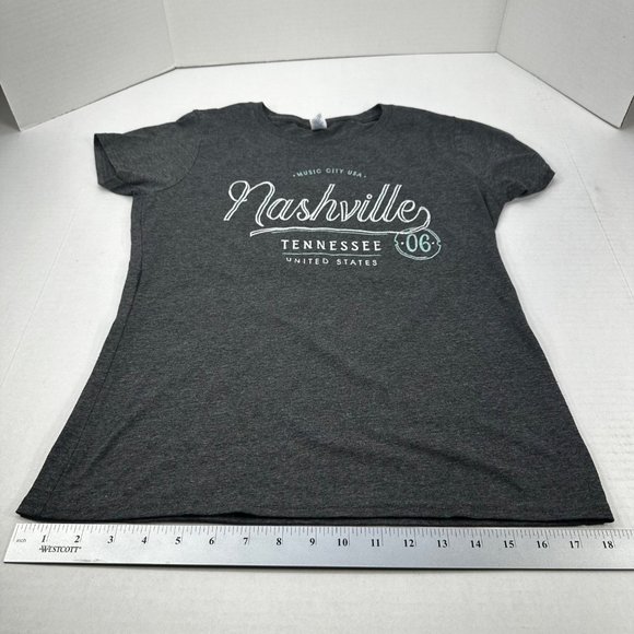 Delta Women's Size Small Tee Shirt Nashville Short Sleeve Gray Preowned - Picture 10 of 12
